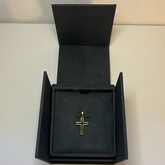 DAVID YURMAN Forged Carbon Cross Pendant - Picture 15 of 15